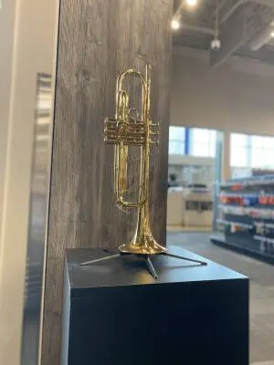 Yamaha Band - YTR8330EM